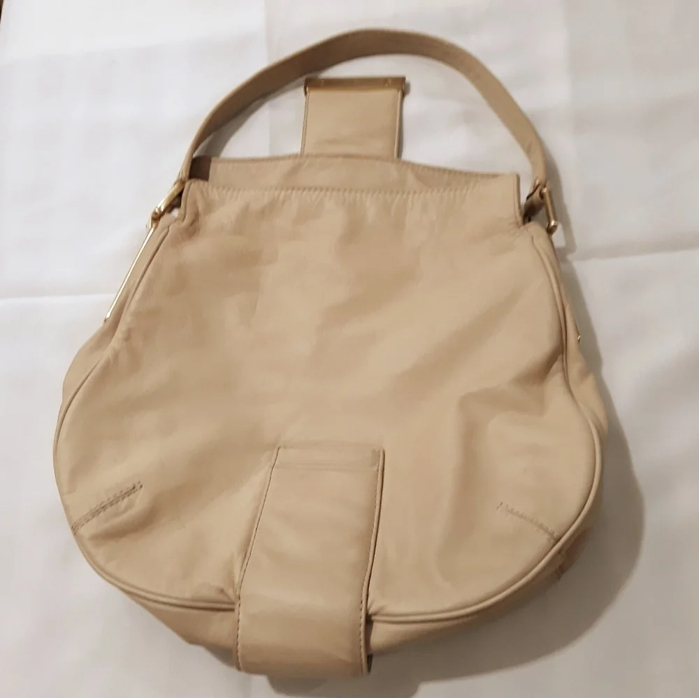 Vintage Banana Republic Cow Leather Bag Cream Women's Shoulder Bag Snap Closure